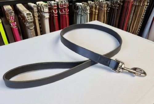 Dog Leads - Leather - Approx. 40 inch (110cm) length x 3/4 inch (19mm) width - Black